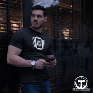 Camiseta Blanca con Insignia «Estrella de la Fortaleza» Hombre